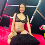 LiaMora_