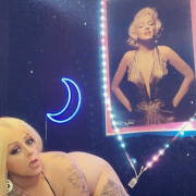 QueenBunni_htx44