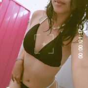 crhis_pettite