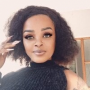 Sexiebootyjoysmile28