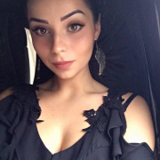 H_o_t_Melanie