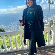 MiaFerreira01