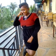 QUEENxAFRICAR