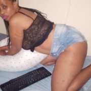 SEXIHOTBUT22