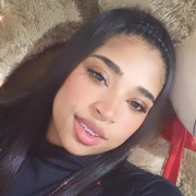 isabela-jones