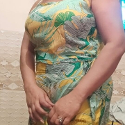 Lisa_Leee