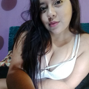 mia_honey