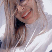 blondedafne