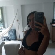 mia_vy