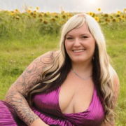 Curvyangelina