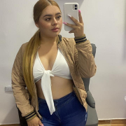 isabella_arias1