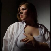 Chloee_White