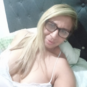 maturehot_boyshot