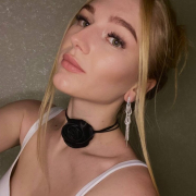 HollyJohnsf