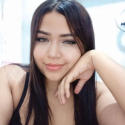 NathalySaeenz