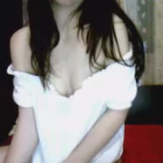 devone_claire