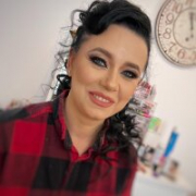 eveline_james