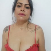 Sophya_Milf