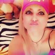 xHot_Amazonq