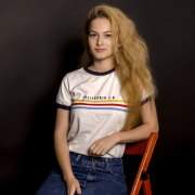 DakotaBett
