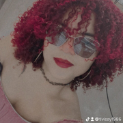 ebony_mia