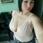 EmilyMoans