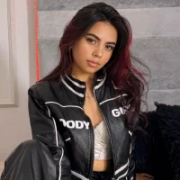 Khloe_es