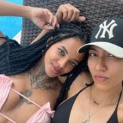 esmeralda_and_zafiro