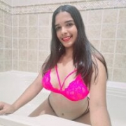 Selena_18x
