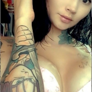 LAURASXX_