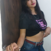 mia_linares
