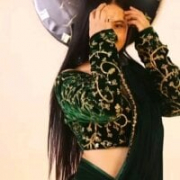 DESI_QUEEN01