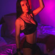 Black-Karolin