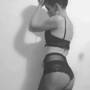 Ladyy_Rosee