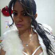 canela_lee_