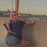 ThicBlondeBimbo