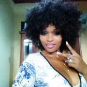 Naella_hotshow