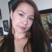 Lizz_scarlett