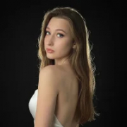 Emma_Willson