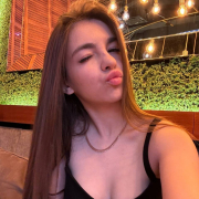 Maggie_Bronson