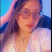 Ivonnee_