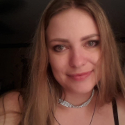 AnnaDiamond1