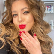 Elle_Kiss