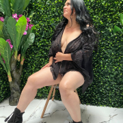 kim_hot01