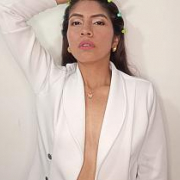emili_clark