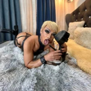 ButtWhoreBELLA