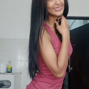 Im_IsaBrunette