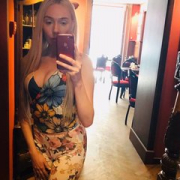 ANALQUEEN555
