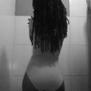 BustieLaura