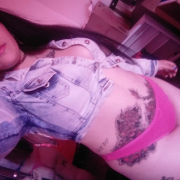 sharlotte_woman_dirt